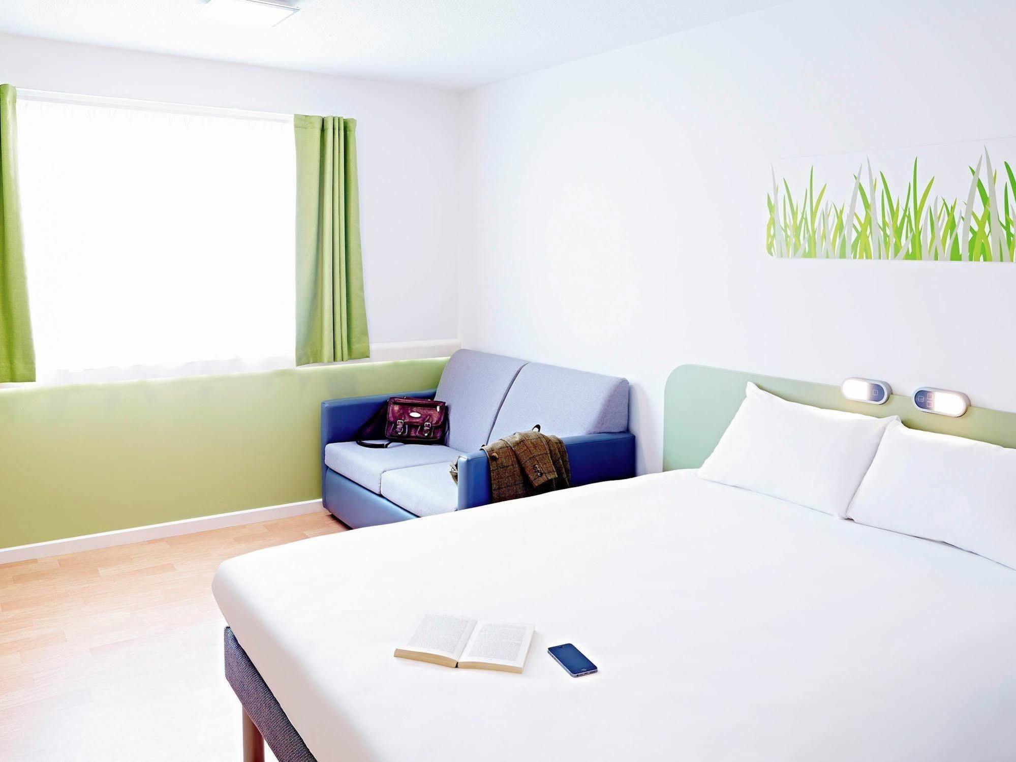 Warrington Motel, J20 M6 Lymm Services Zewnętrze zdjęcie